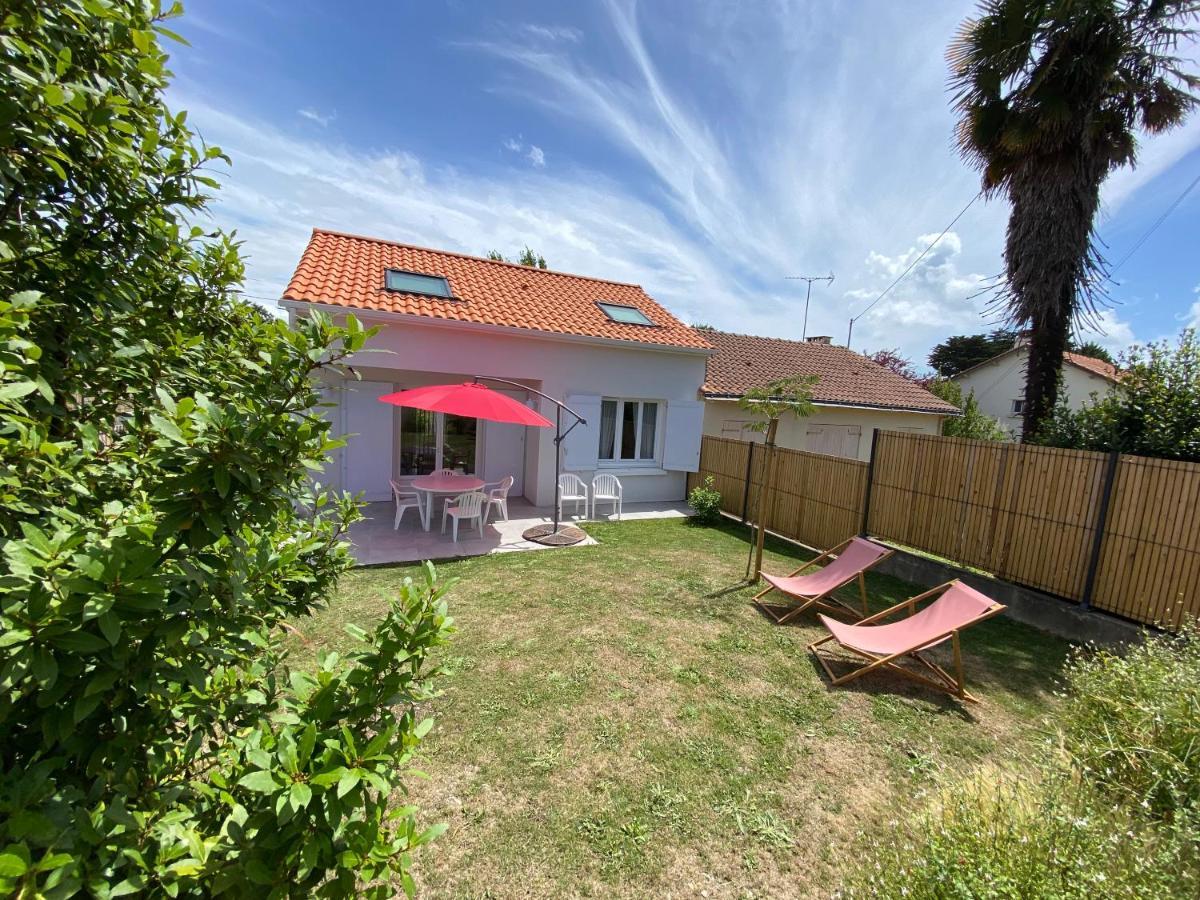 Maisonnette Confortable A Pornic Exterior photo